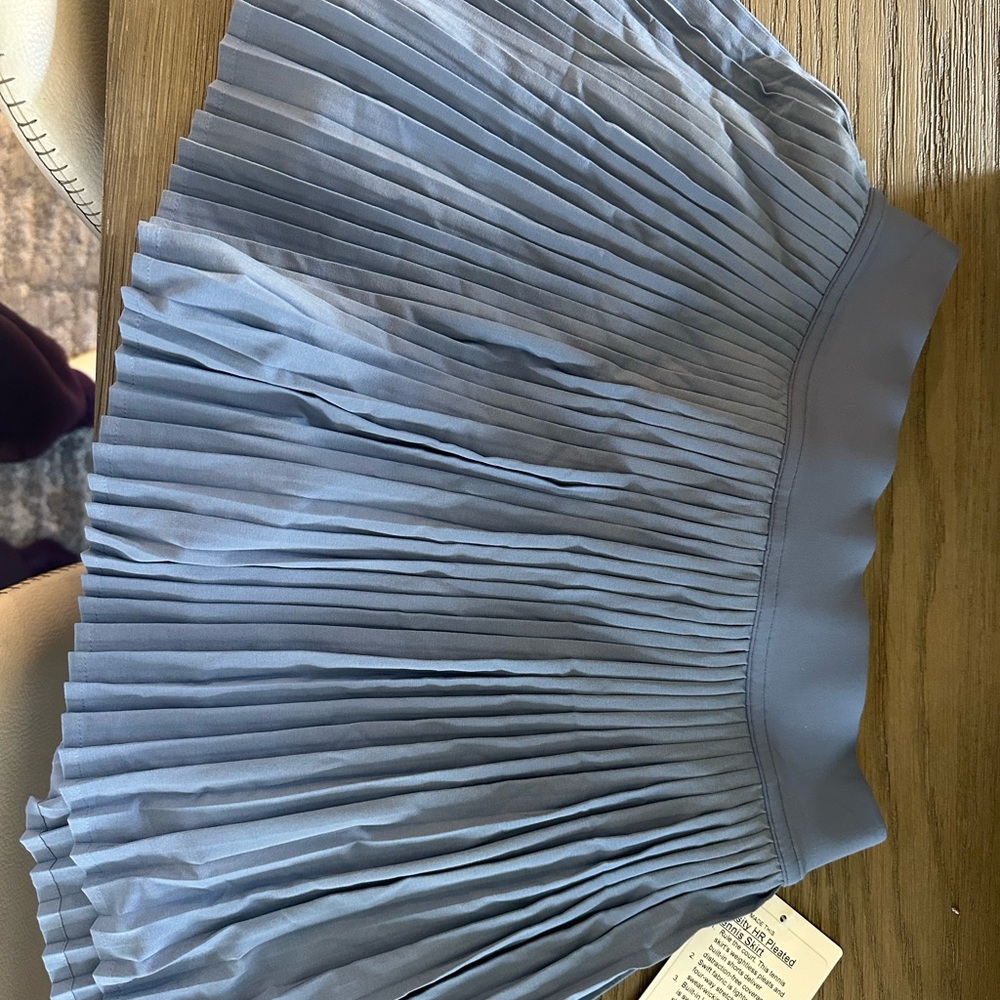 Lululemon NWT varsity HR pleated tennis skirt size 2